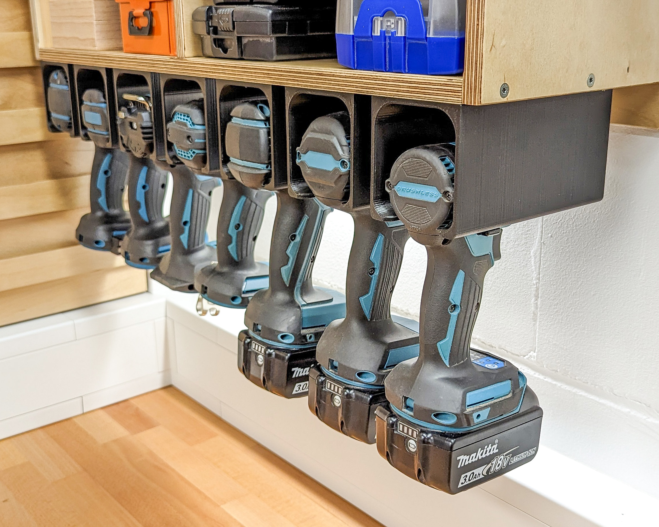 Universal cordless drill holder on the wall